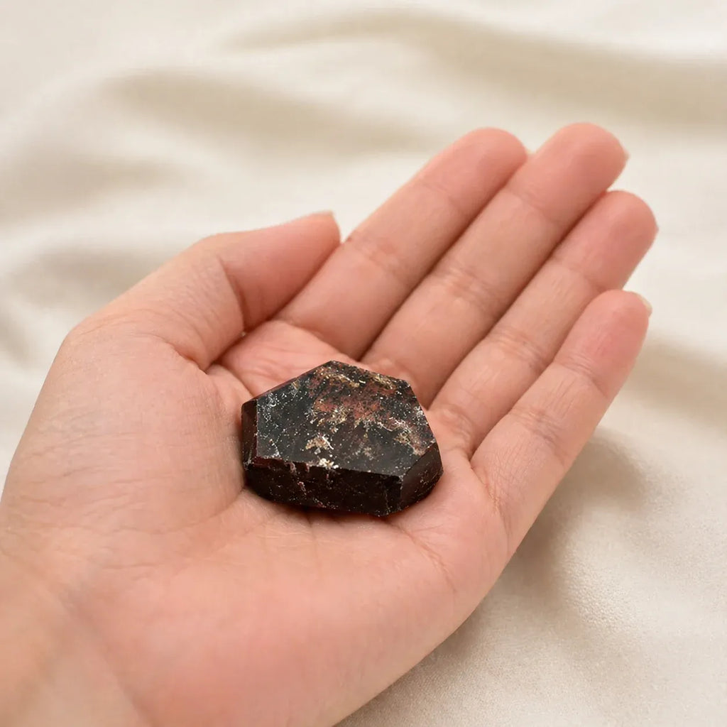 Red Garnet Tumbled Stone