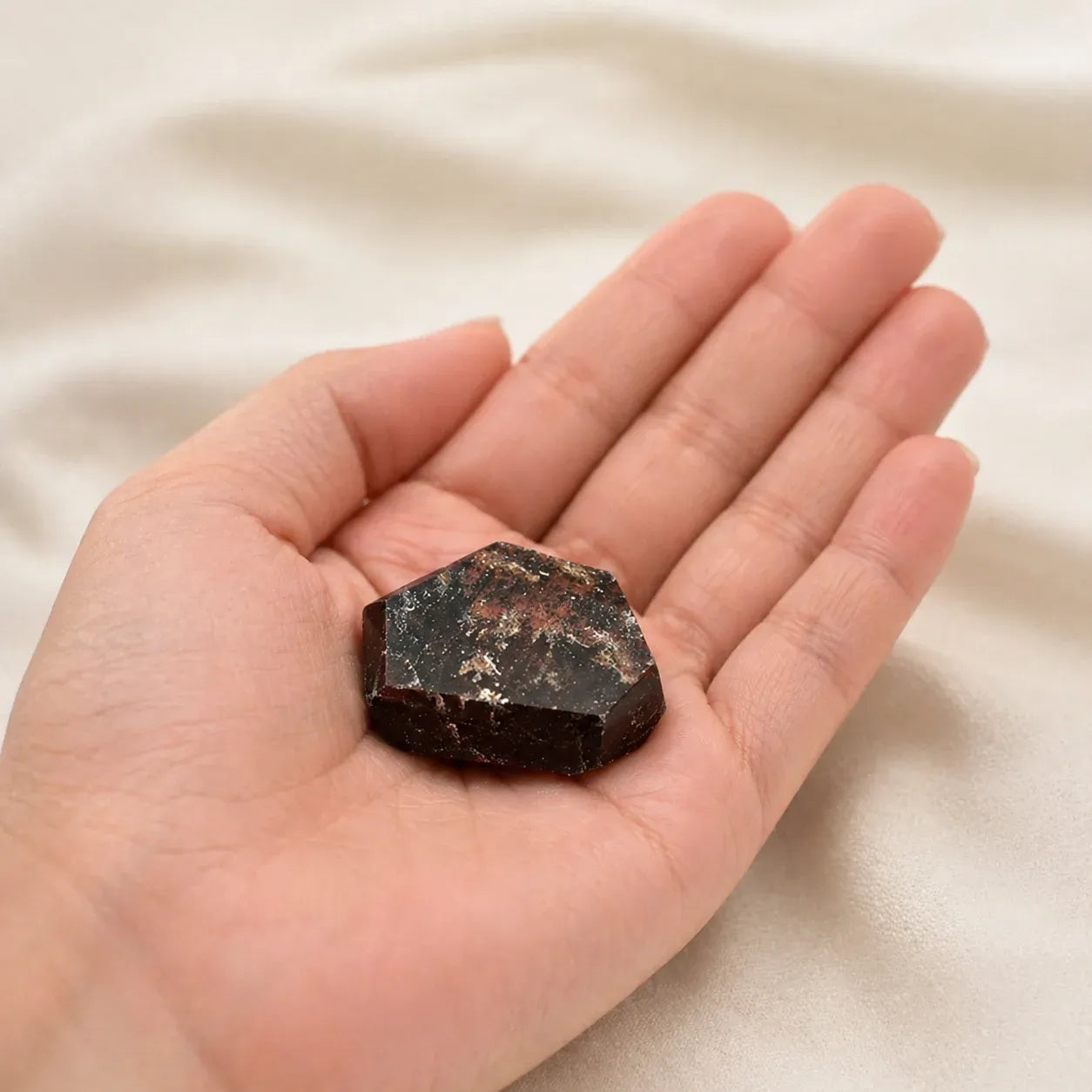 Red Garnet Tumbled Stone
